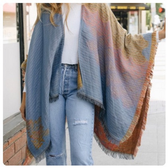 Bohemian Ruana Open Front Poncho - Picture 2 of 8